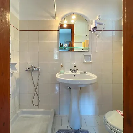 Anemone Apartment